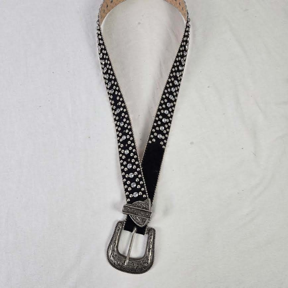 Guess Womens Western Studded Rhinestone Belt Black Silver Engraved Buckle 925121 - Picture 3 of 7